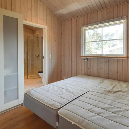 Three-bedroom Holiday In Feriehus Rødby